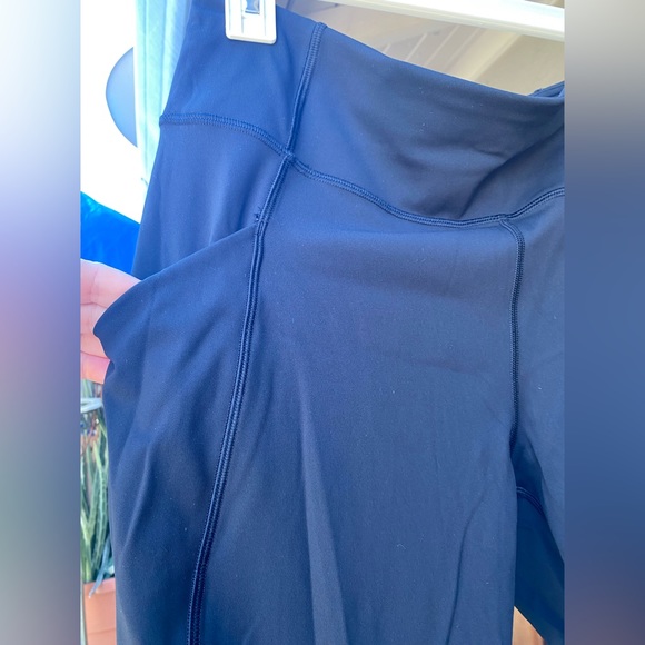 Lululemon Leggings; Size 12 - Picture 3 of 11